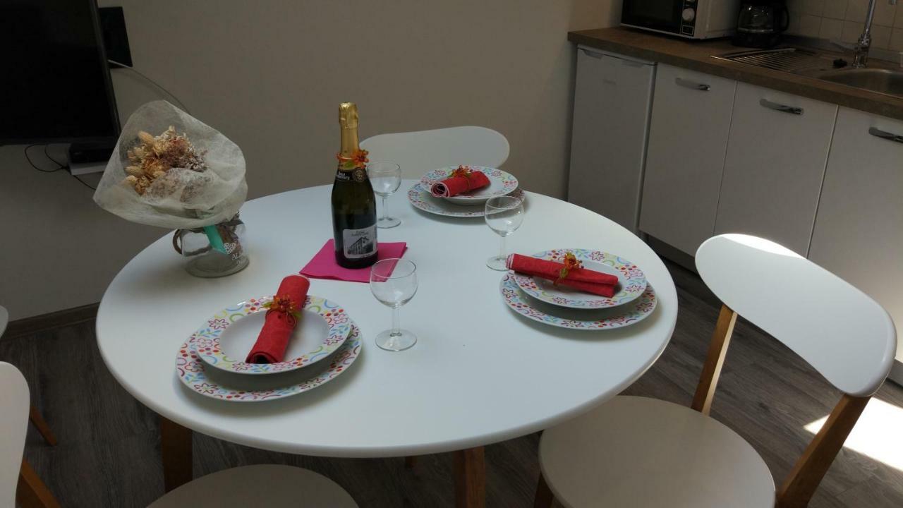 Angeline Apartman *